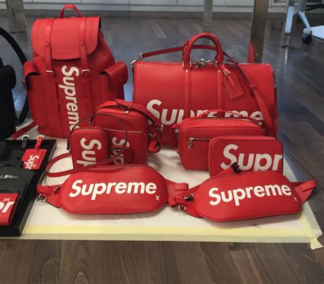 supreme lv man bag|mascarilla supreme louis vuitton.